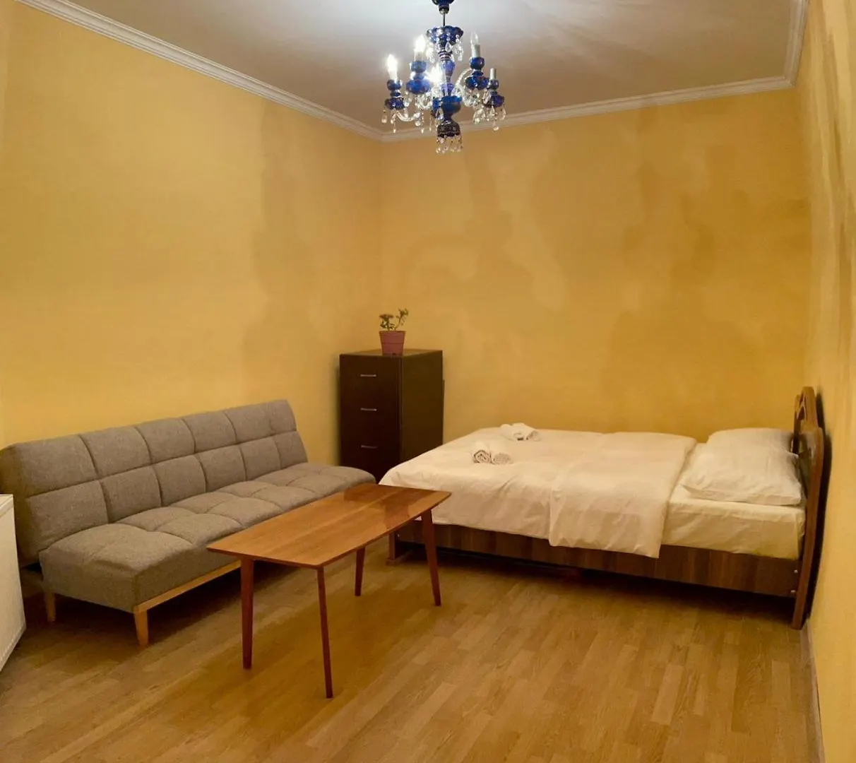 Apartment At Rustaveli Avenue, Near Opera Tbilisi